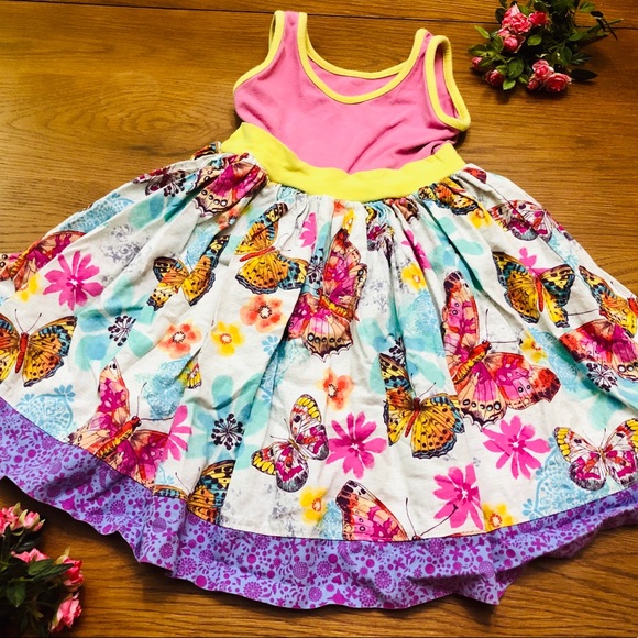 Kid’s Dress - Picture 1 of 2
